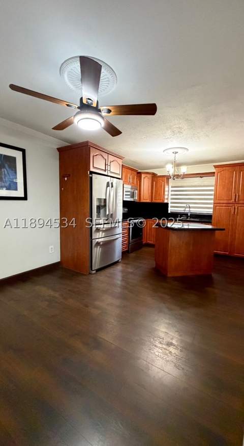 2450 W 67th Pl 13-12, Hialeah FL - photo 6 of 27