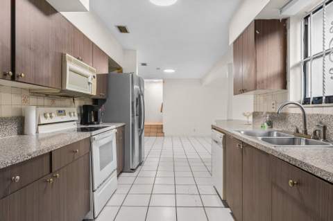 14800 NE 8th Court, Miami FL - photo 11 of 37