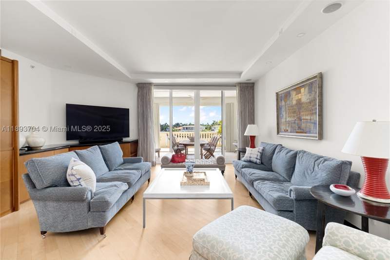 4 bedroom Condominium at 20165 NE 39th Pl 303 & 204, Bella Vista Mid Rise Nort, Aventura — photo 2