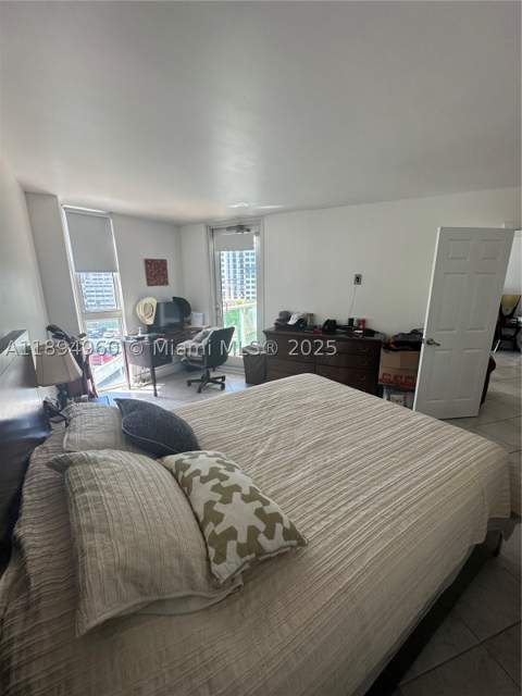 100 Bayview Dr 601, Sunny Isles Beach FL - photo 10 of 20