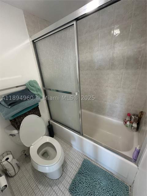 100 Bayview Dr 601, Sunny Isles Beach FL - photo 16 of 20