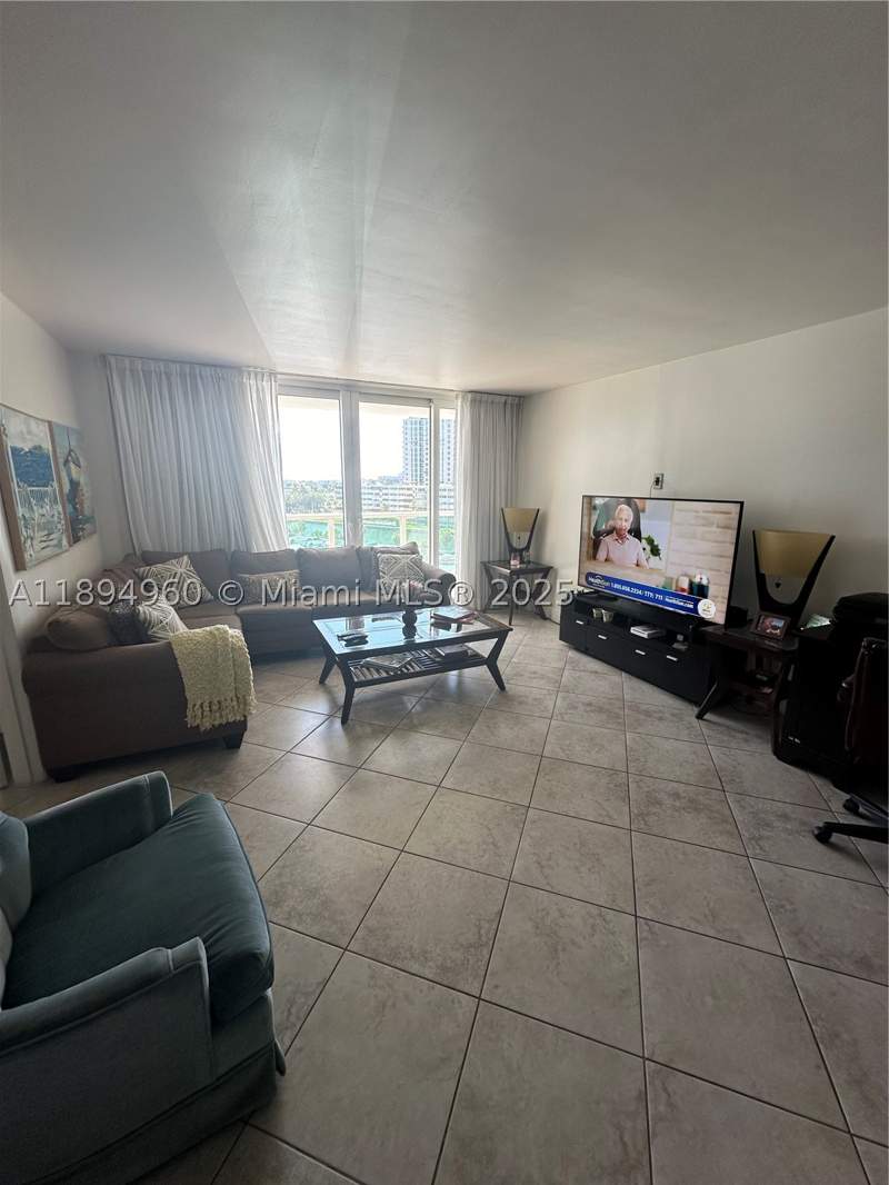 2 bedroom Condominium at 100 Bayview Dr 601, Arlen House East Condo, Sunny Isles Beach — photo 2