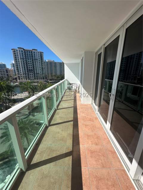100 Bayview Dr 601, Sunny Isles Beach FL - photo 20 of 20