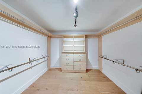 5244 Alton Rd, Miami Beach FL - photo 10 of 26