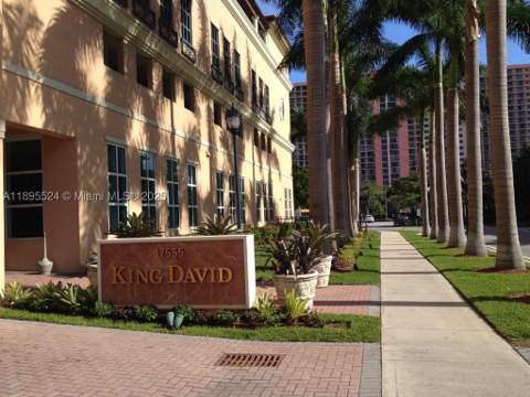 17555 SW Atlantic Blvd Ph2, Sunny Isles Beach FL - photo 19 of 26