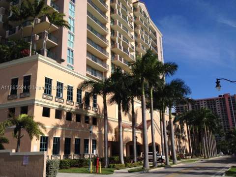 17555 SW Atlantic Blvd Ph2, Sunny Isles Beach FL - photo 20 of 26