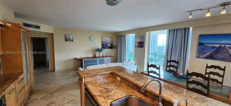 3 bedroom Condominium at 17555 SW Atlantic Blvd Ph2, King David Of Sunny Isles, Sunny Isles Beach — photo 4