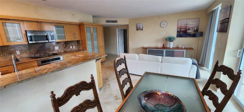 3 bedroom Condominium at 17555 SW Atlantic Blvd Ph2, King David Of Sunny Isles, Sunny Isles Beach — photo 5