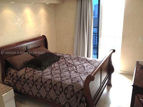 17555 SW Atlantic Blvd Ph2, Sunny Isles Beach FL - photo 9 of 26