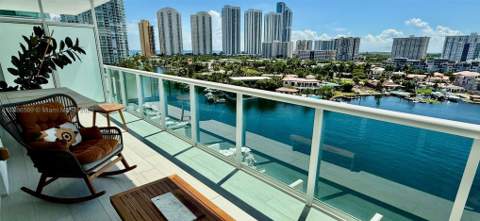 400 Sunny Isles Blvd 916, Sunny Isles Beach FL - photo 19 of 27