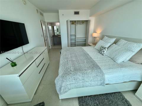 400 Sunny Isles Blvd 916, Sunny Isles Beach FL - photo 8 of 27