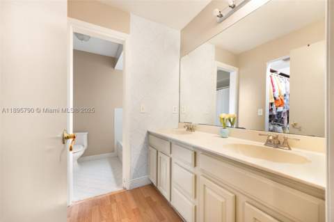 9730 SW 219th St, Cutler Bay FL - photo 19 of 25