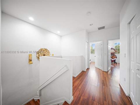 2104 NE 3rd Ct, Homestead FL - photo 18 of 35