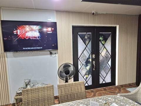 3118 W 71st Pl, Hialeah FL - photo 23 of 28