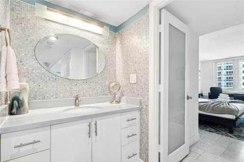 2301 Collins Avenue 1015, Miami Beach FL - photo 15 of 20