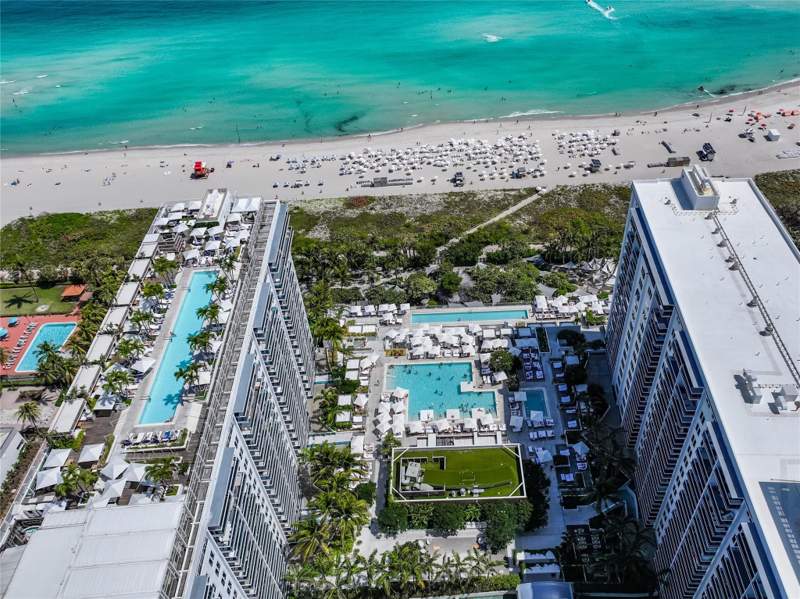1 bedroom Condominium at 2301 Collins Avenue 1015, Roney Palace, Miami Beach — photo 5