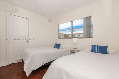 201 178th Dr 426, Sunny Isles Beach FL - photo 15 of 34