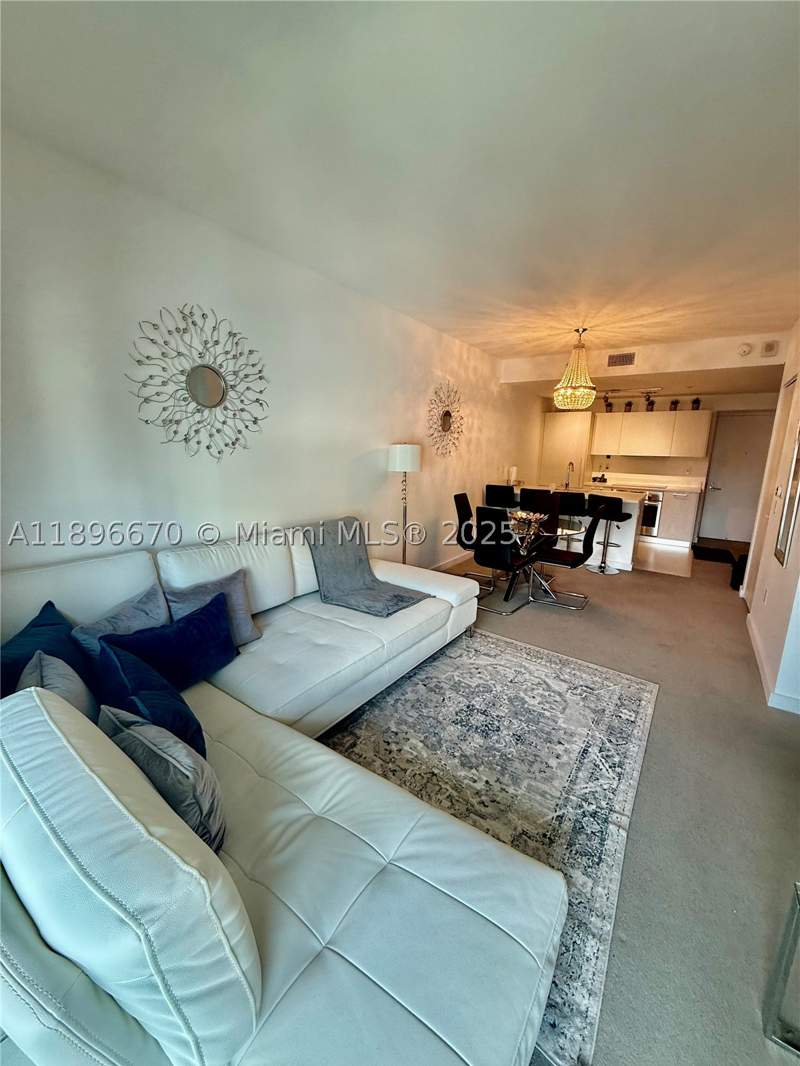 1 bedroom Condominium at 501 NE 31st St 602, Paraiso Bayviews Condo, Miami — photo 2