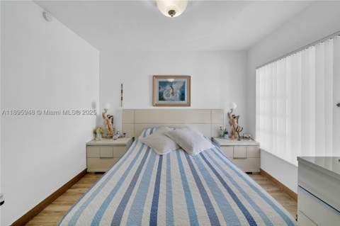 5402 SW 128th Pl, Miami FL - photo 8 of 25