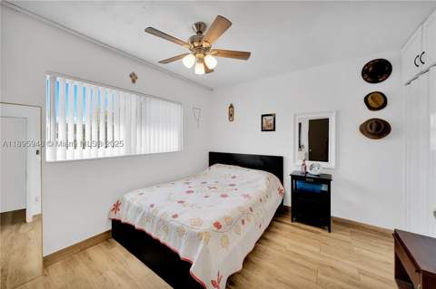 5402 SW 128th Pl, Miami FL - photo 9 of 25