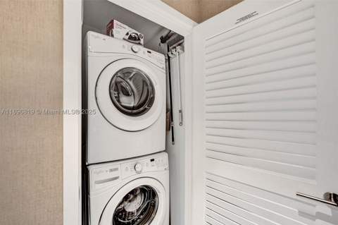 88 SW 7th St 1408, Miami FL - photo 14 of 16