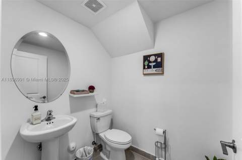 2659 SE 11th St, Homestead FL - photo 8 of 40