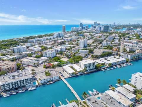 8040 Tatum Waterway Dr 3, Miami Beach FL - photo 15 of 29