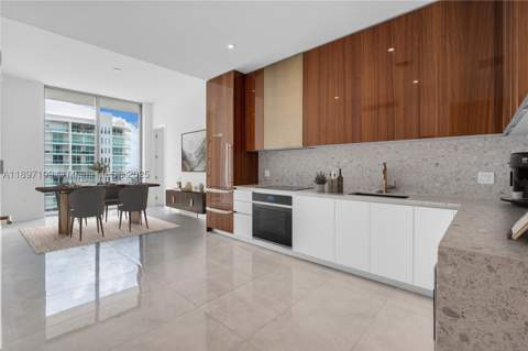 2655 S Bayshore 1506, Coconut Grove FL - photo 9 of 51