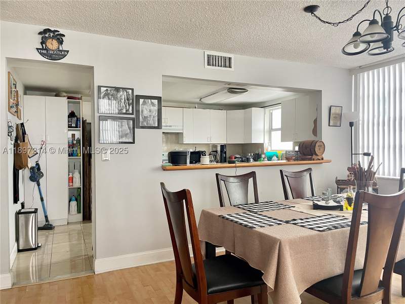 2 bedroom Condominium at 2750 NE 183rd St 2308, Commodore Plaza Condo, Aventura — photo 5