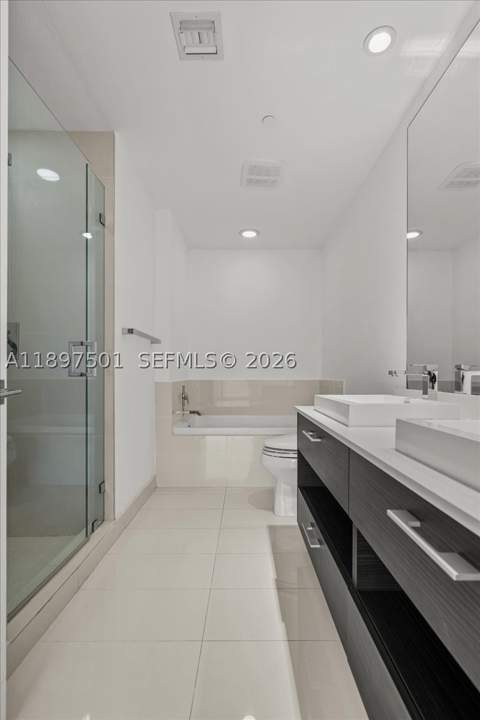 55 SW 9th St 3006, Miami FL - photo 13 of 40