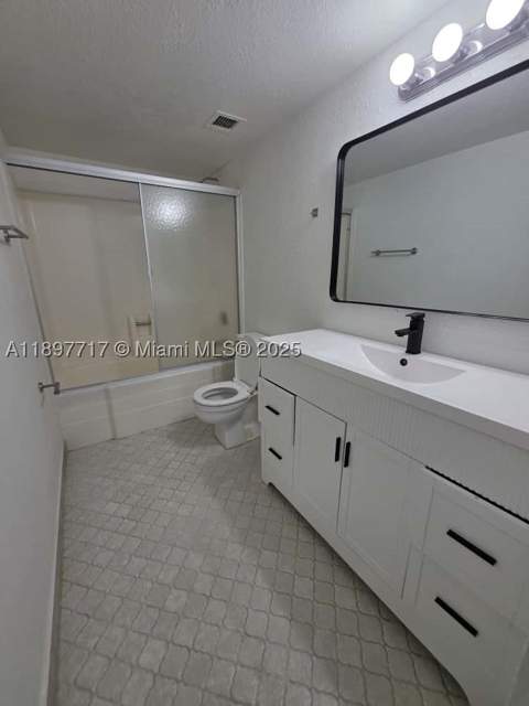13499 Biscayne Blvd 811, North Miami FL - photo 11 of 20