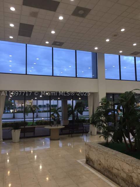 13499 Biscayne Blvd 811, North Miami FL - photo 20 of 20