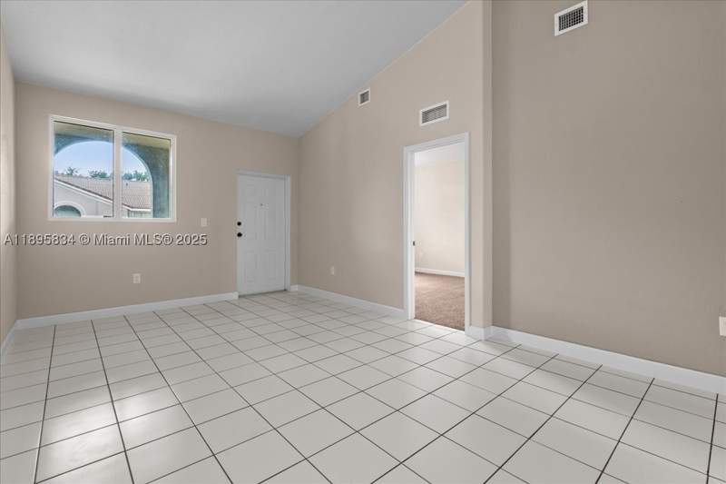 3 bedroom Condominium at 1677 SE 27th Ct 202, Shoma Condo At Keys Cove, Homestead — photo 3