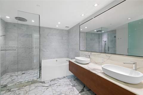 10201 Collins Ave 311, Bal Harbour FL - photo 10 of 17