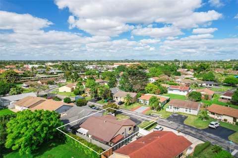 4216 SW 138th Ct, Miami FL - photo 10 of 54