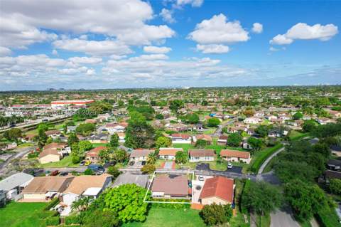 4216 SW 138th Ct, Miami FL - photo 12 of 54