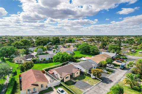 4216 SW 138th Ct, Miami FL - photo 8 of 54