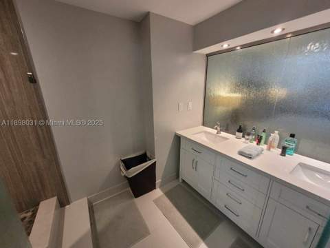 18071 Biscayne Blvd 1801, Aventura FL - photo 6 of 9