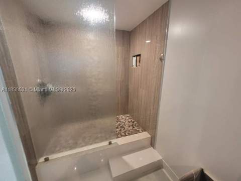 18071 Biscayne Blvd 1801, Aventura FL - photo 7 of 9