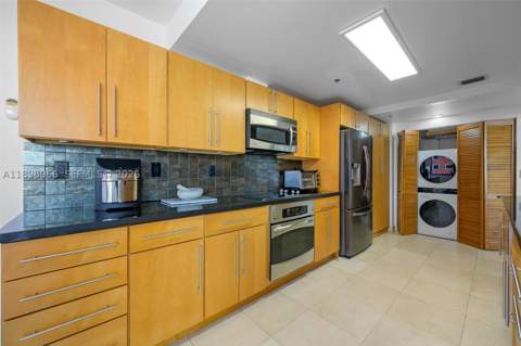 1581 Brickell Ave 2005, Miami FL - photo 9 of 38