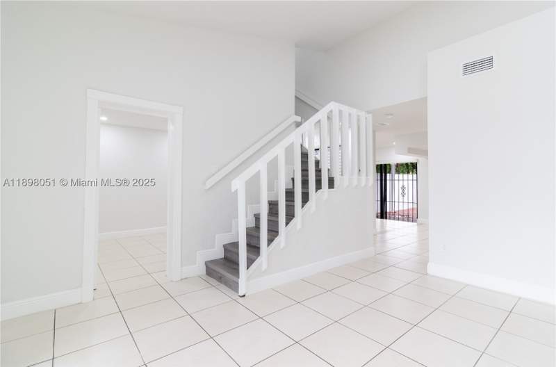 3 bedroom Townhouse at 217 NW 109th Ave 2-217, Laguna Gardens Condo, Miami — photo 3