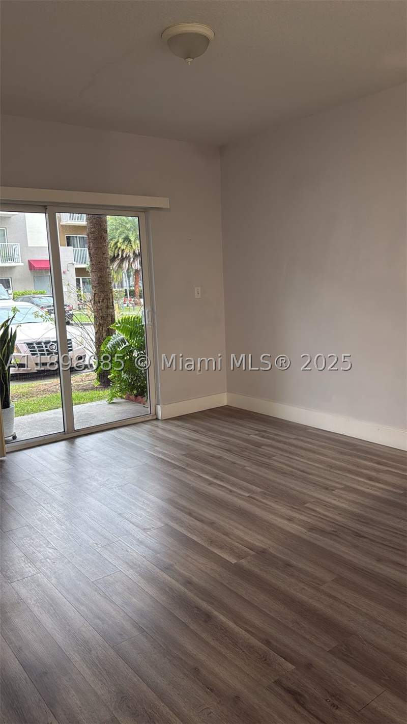 2 bedroom Condominium at 11060 SW 196th St 103, Paradise Pointe Condo, Cutler Bay — photo 4