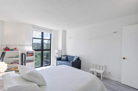 4000 Towerside Ter 402, Miami FL - photo 24 of 57
