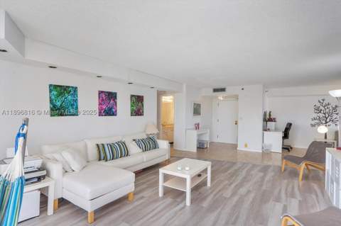 4000 Towerside Ter 402, Miami FL - photo 8 of 57