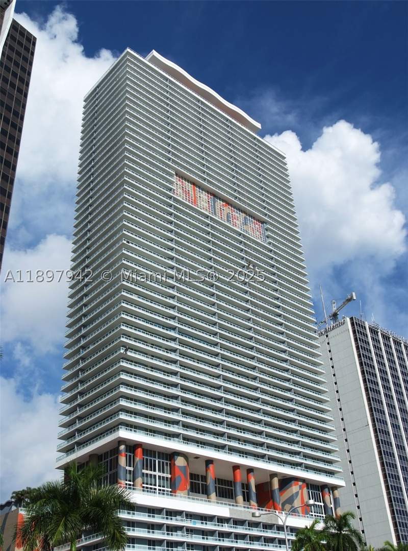 2 bedroom Condominium at 50 Biscayne Blvd 5211, 50 Biscayne, Miami — photo 2