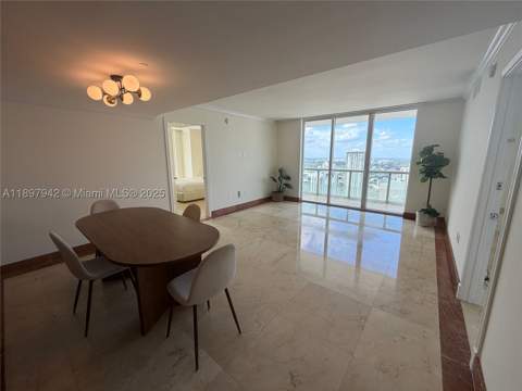 50 Biscayne Blvd 5211, Miami FL - photo 8 of 16