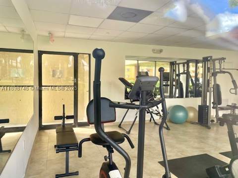 9350 Fontainebleau Blvd 408, Miami FL - photo 16 of 20