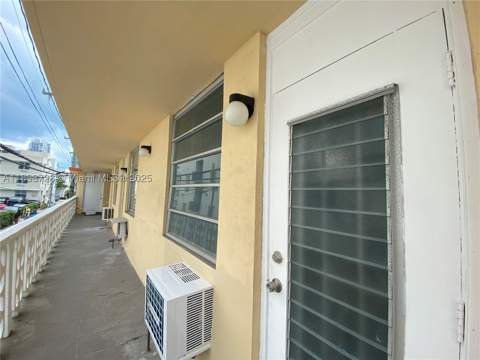 441 Collins Ave 27, Miami Beach FL - photo 16 of 30