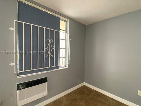 441 Collins Ave 27, Miami Beach FL - photo 20 of 30