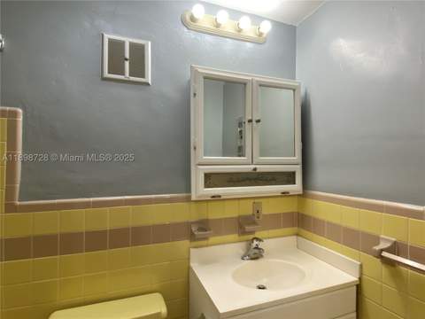 441 Collins Ave 27, Miami Beach FL - photo 21 of 30